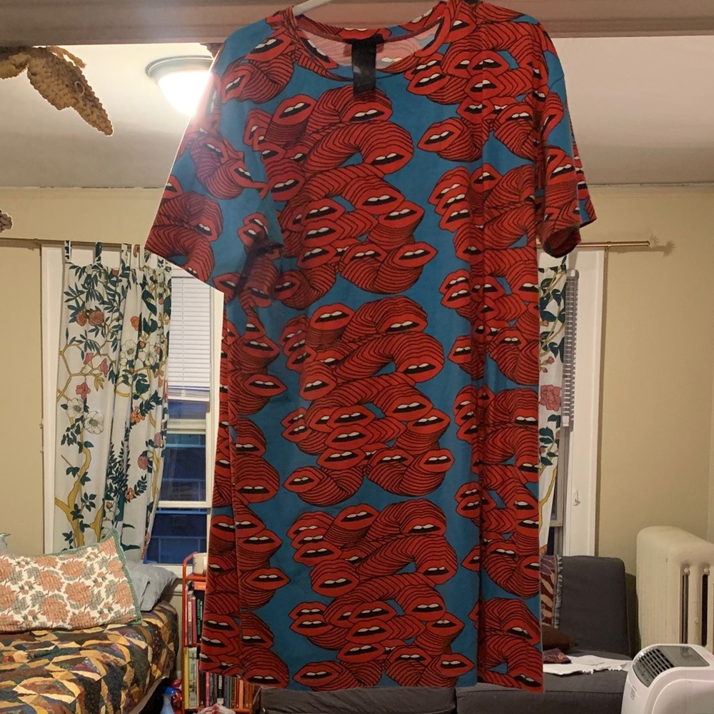 Nooworks Lips T-shirt dress